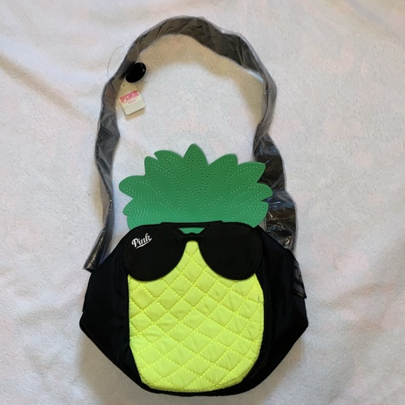 🆕🌟Host Pick🌟VS PINK - Pineapple Cooler🍍Purse Bag - Picture 2 of 7